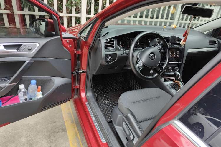 Used Volkswagen Golf 2020 280TSI DSG Comfort Version
