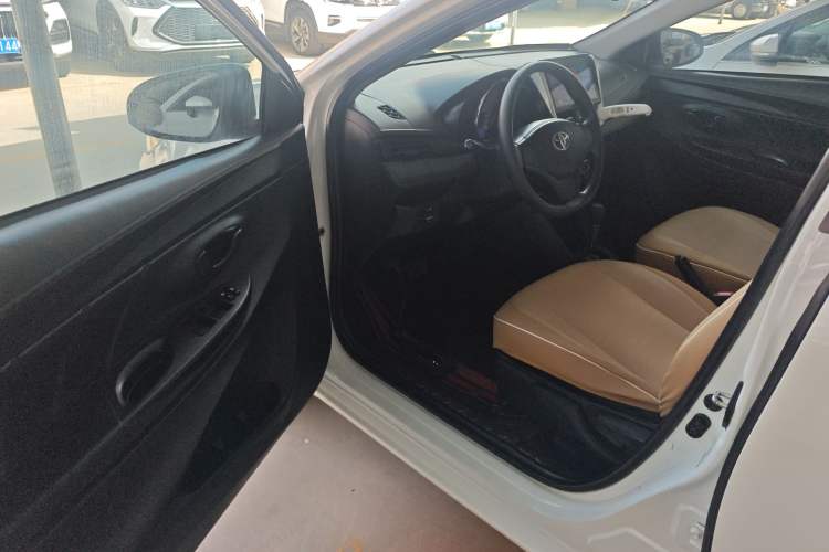 Used Toyota Vios 2019 1.5L CVT Innovation Edition Driver Seat