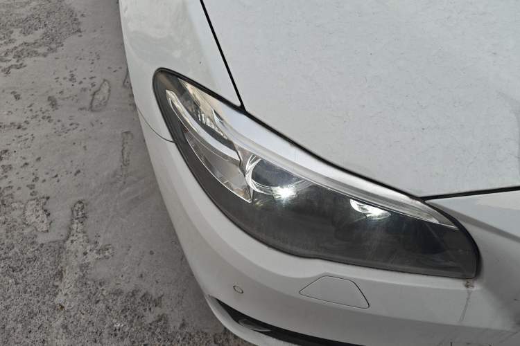 Used BMW 5 Series 2014 530Li Leading Model Right Front Headlight