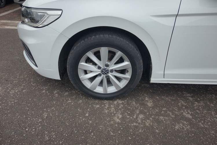 Used Volkswagen Bora 2021 1.5L Automatic Elite Smart Connect Edition Left Front Wheel Hub