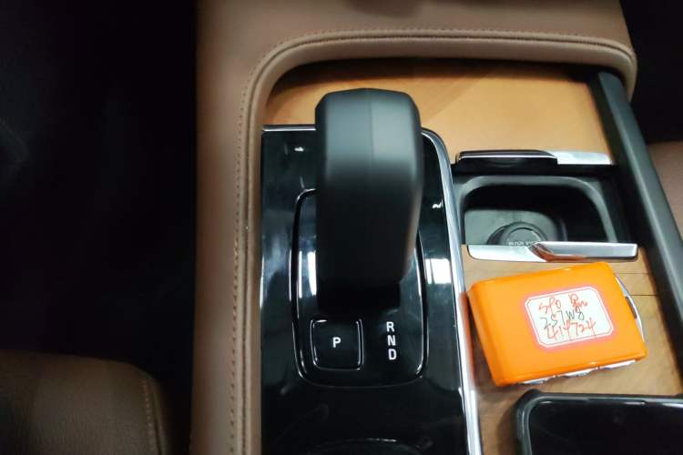 Used Volvo S90 2024 B5 Zhiyi Luxury Edition
