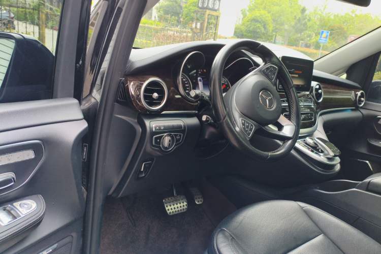 Used Mercedes-Benz V-Class 2018 V 260 L Prestige Extended Version China V Driver Seat