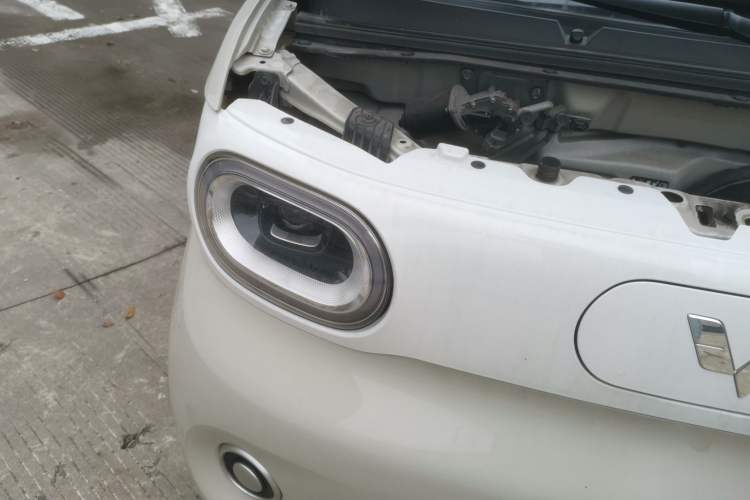 Used Wuling Hongguang MINIEV 2024 3rd Generation 215km Youth Edition Right Front Headlight