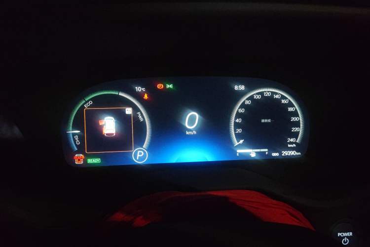 Used Toyota Sienna 2023 2.5L Hybrid Ultimate Edition
