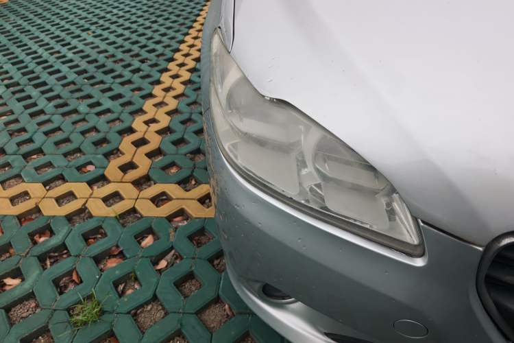 Used Peugeot 301 2014 1.6L Manual Comfort Edition Right Front Headlight