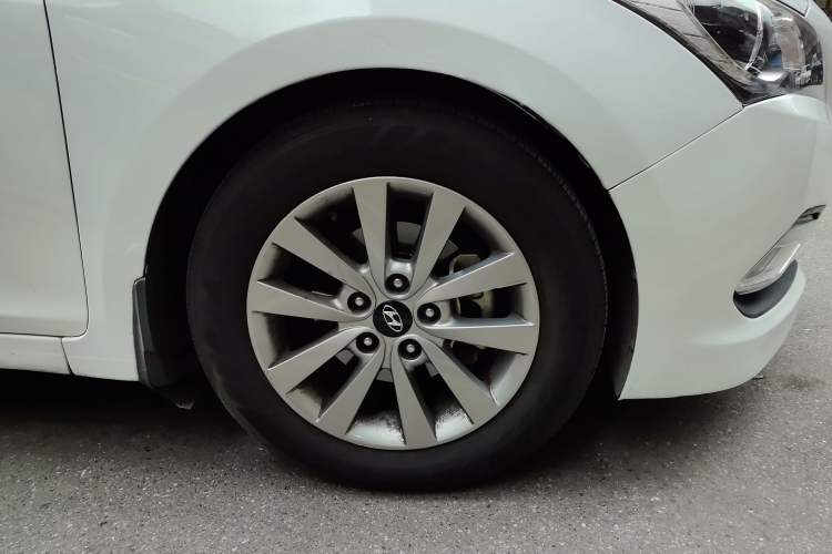 Used Hyundai Mistra 2014 1.8L Automatic Smart GLS
