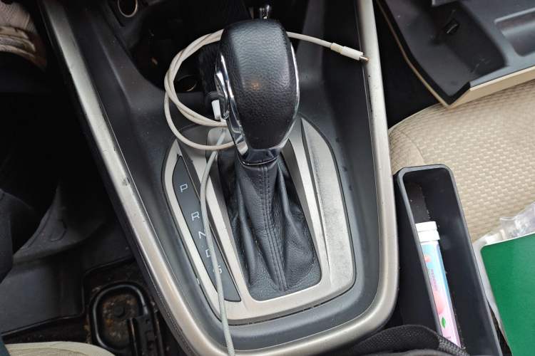 Used Ford Escort 2017 Revised Version 1.5L Automatic Comfort Edition Gear Lever