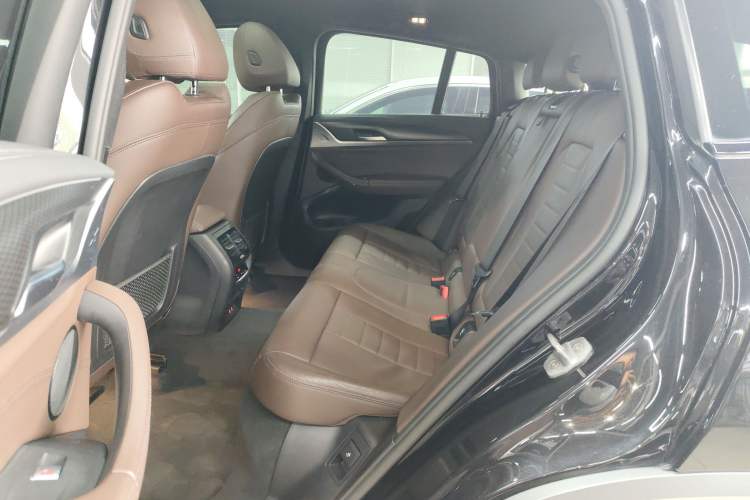 Used BMW X4 2020 xDrive25i M Sport Package Left Rear Seat