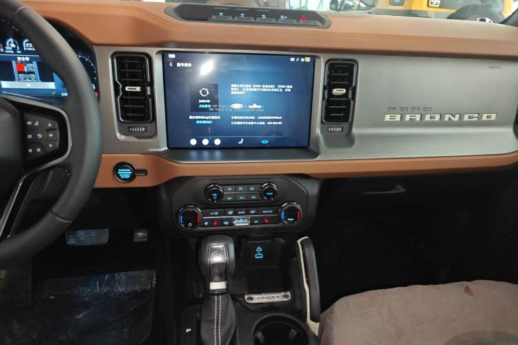 Used Ford Bronco 2024 2.3T Long Beach Big-Foot Off-Road Version
