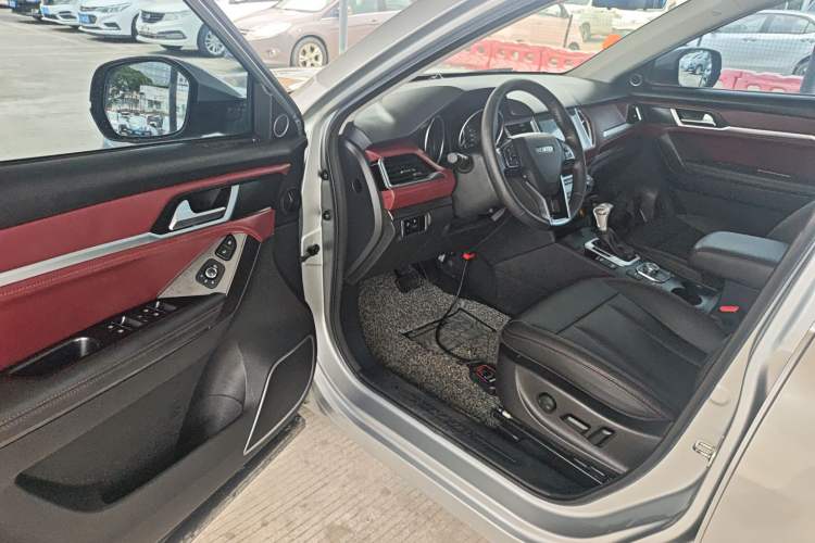 Used Haval H6 Coupe 2018 Red-Label 1.5T Automatic Two-Wheel Drive Ultra-Luxury Model Driver Seat