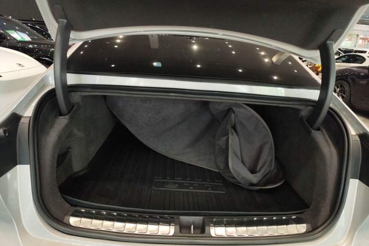 Used Nio ET7 2022 100kWh First Edition Trunk