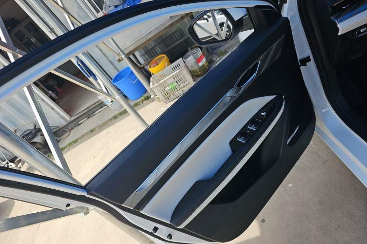 Used Geely Auto Emgrand L 2022 1.4T CVT Flagship Edition
