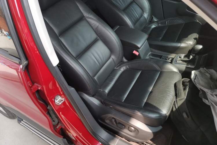 Used Volkswagen Tiguan 2013 1.8 TSI Automatic Two-Wheel Drive Comfort Edition Right Front Seat