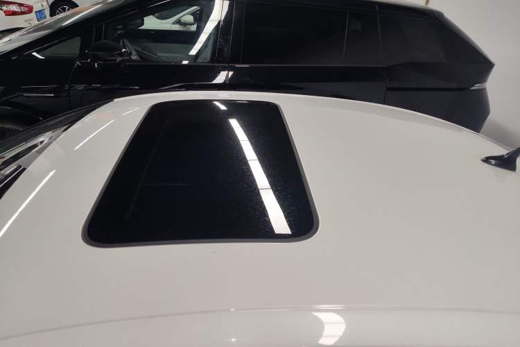 Used CHANGAN Eado 2021 PLUS Blue Whale NE 1.4T GDI DCT Prestige Model Roof