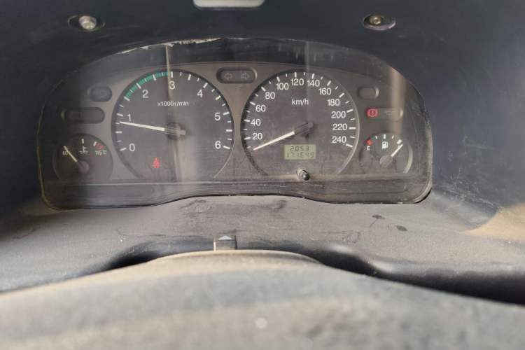 Used Ford Classic Transit 2013 2.8T Diesel Logistics Model with Short Wheelbase and Mid-Roof JX493ZLQ4
