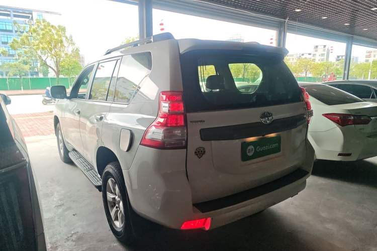 Used Toyota Prado 2016 2.7L Automatic Luxury Edition
