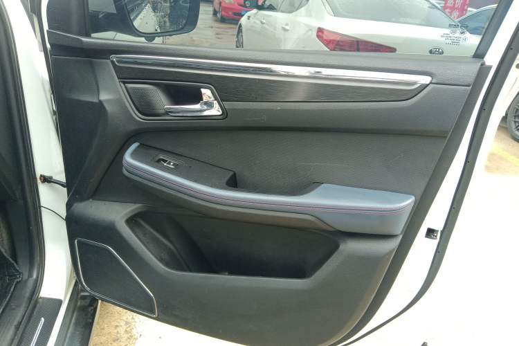 Used SWM G05 2021 PRO 1.5T Automatic Luxury Model 7 Seats
