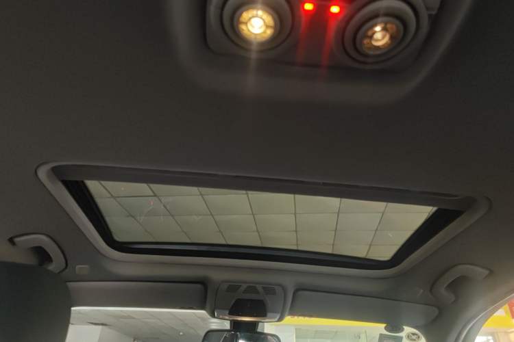 Used BMW 3 Series 2015 320Li Luxury Edition Fashion Model