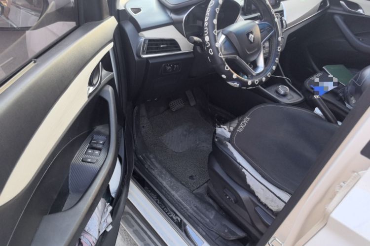 Used Baojun 360 2018 1.5L Automatic Luxury Version China V Driver Seat