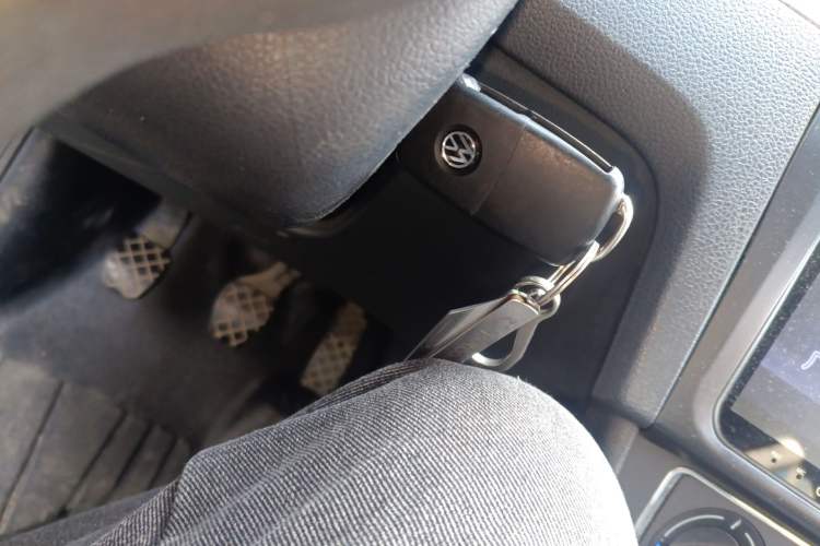 Used Volkswagen Santana 2013 1.4L Manual Comfort Edition Vehicle Key