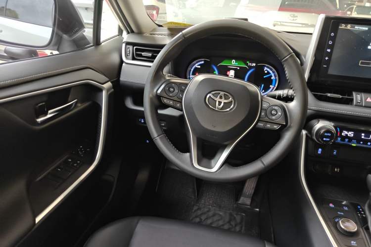 Used Toyota RAV4 2020 Dual-Engine 2.5L E-CVT 4x4 Elite PLUS Edition Steering Wheel