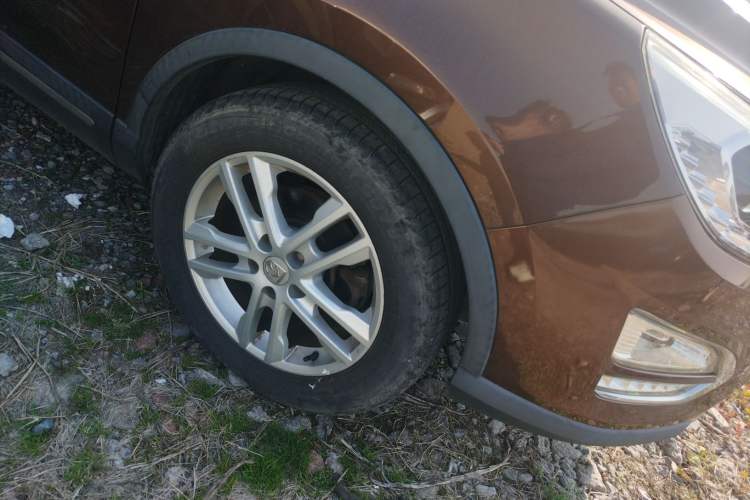 Used Baojun 560 2015 1.8L manual Comfort trim level