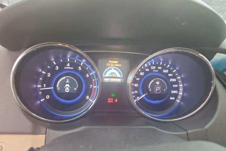 Used Hyundai Sonata 2013 2.4L Automatic Leading Edition China IV Standard
