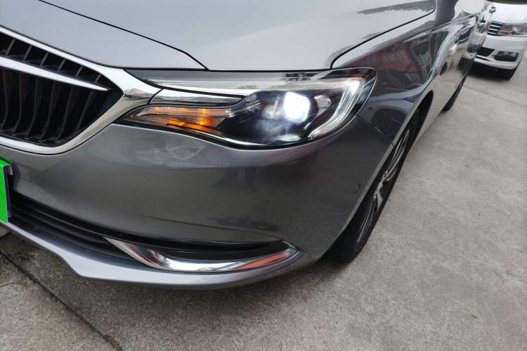 Used Buick Excelle GX 2018 18T Automatic Flagship Model
