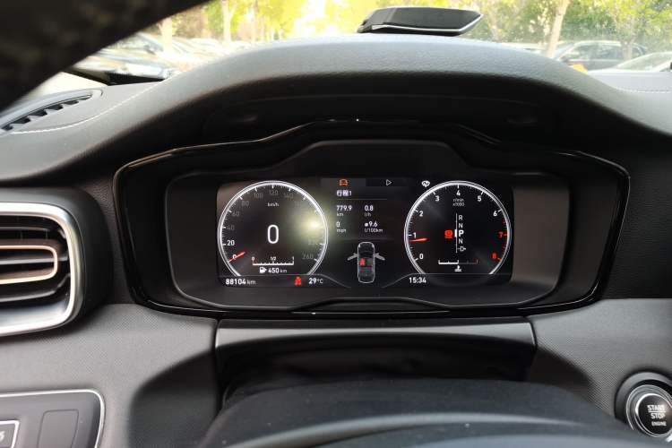 Used Lynk & Co 01 2017 2.0T Two-Wheel Drive Pro Edition
