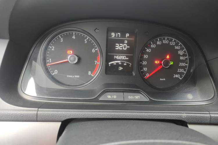 Used Volkswagen Lavida 2013 Revised Classic 1.6L Automatic Fashion Edition