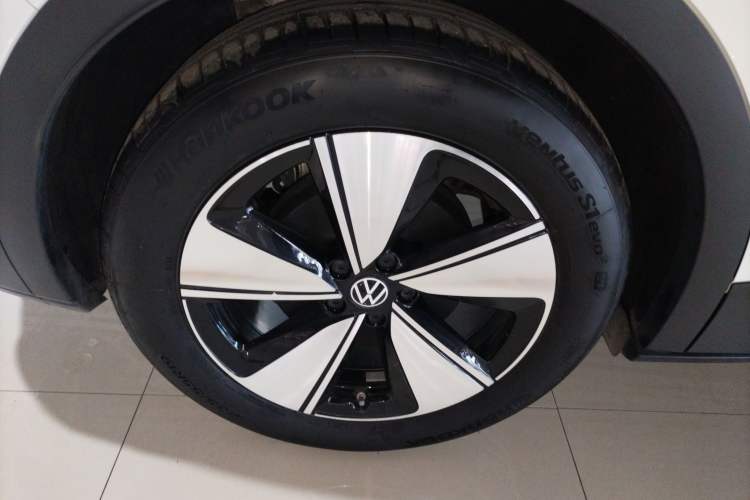 Used Volkswagen ID.4 X 2025 Smart Edition Outstanding Model