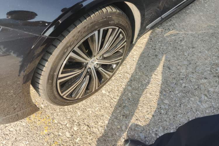 Used Volvo S90 2023 B5 Zhiyuan Luxury Edition