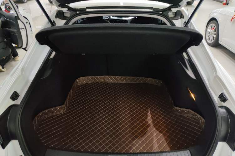 Used Volkswagen Lamando 2024 Lavida L 280TSI DSG Spicy Edition Trunk