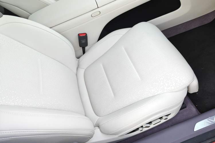 Used Avatr 06 2025 Pro Range-Extended Edition
