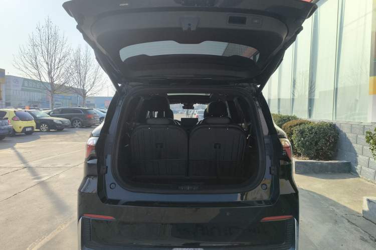 Used Geely Auto Haoyue L 2025 2.0T DCT Luxury Edition