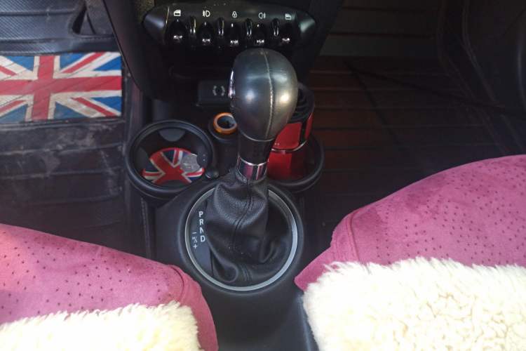 Used MINI Clubman 2011 1.6L ONE Gear Lever