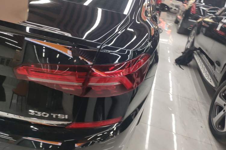 Used Volkswagen Passat 2019 330TSI Luxury Edition China VI Standard