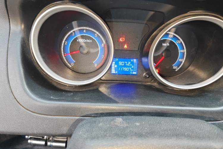 Used CHANGAN KAICHENG Ruixing M60 2019 1.5L Standard Model China V Emission Standards 5/6 Seats 4G15S