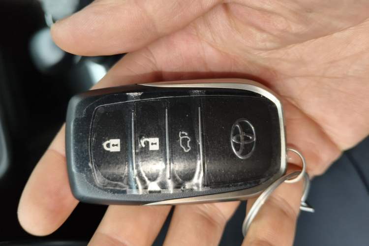 Used Toyota Highlander 2015 2.0T Four-Wheel Drive Ultimate Edition 7-Seater
