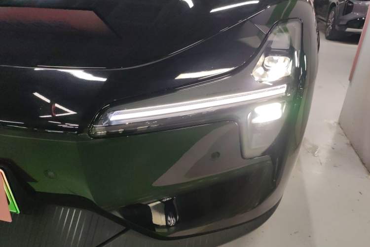 Used XPeng MONA M03 2025 600 with Ultra-Long Range Max Left Front Headlight