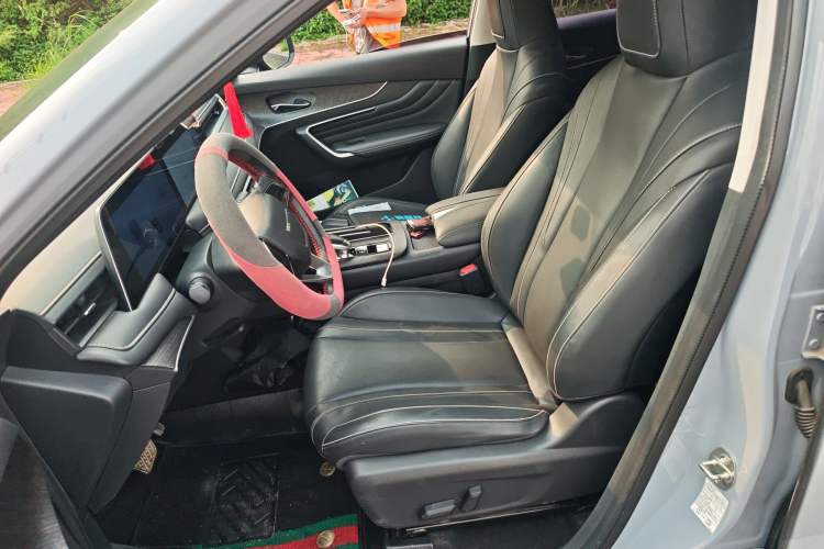 Used Venucia V 2021 260T Idol Edition Left Front Seat