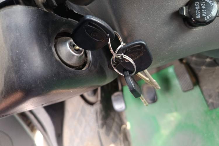 Used Ford Classic Transit 2013 2.8T Facelifted Diesel Van - Short Wheelbase Mid-Roof Model JX493ZLQ4
