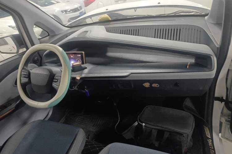 Used Wuling NAMMIEV 2021 - Play Edition