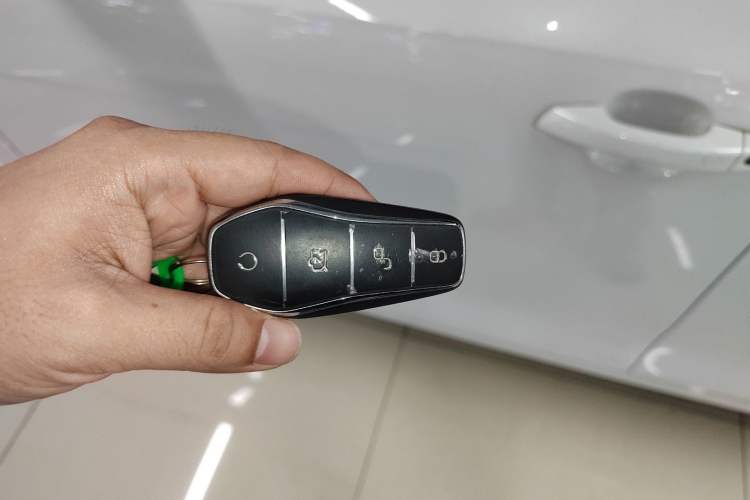 Used BYD Qin PLUS 2024 HONOR Edition DM-i 55KM Leading Model