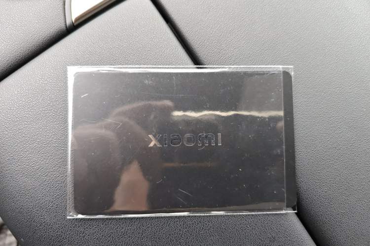 Used Xiaomi Auto SU7 2024 Four-Wheel Drive Ultra-Long Range Advanced Intelligent Driving Max Edition
