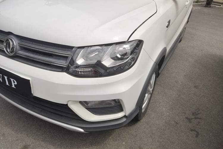 Used Dongfeng Fengon 370 2016 1.5L Manual Luxury Version SFG15-05 7 Seats Left Front Headlight