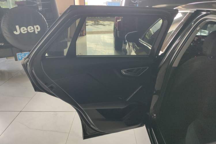 Used Audi Q2L 2018 35 TFSI Launch Exclusive Edition China VI
