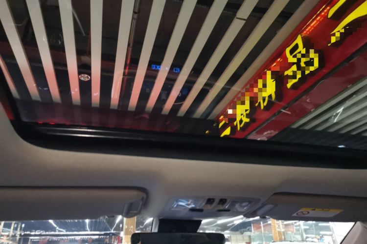 Used Toyota Highlander 2018 2.0T Four-Wheel Drive Luxury Edition 7 Seats China V Emission Standard
