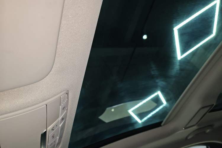 Used Mercedes-Benz C-Class 2017 Facelift C 200 L Sport Edition
