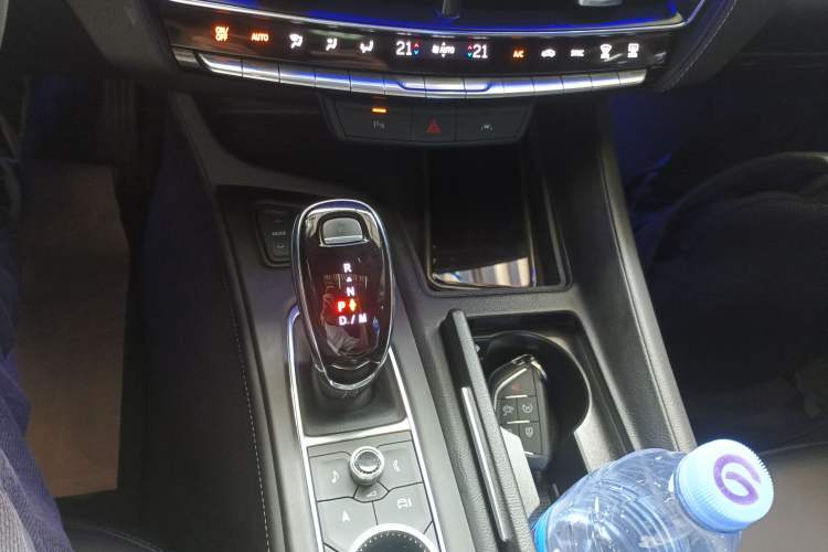 Used Cadillac CT5 2024 28T Luxury Version Gear Lever